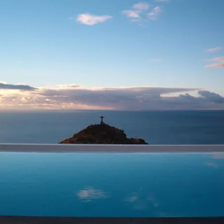 Sea House Madeira ヴィラ